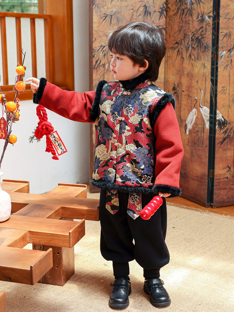 kids tang jacket set chinese new year full body.jpg kids tang jacket set chinese new year full body.jpg