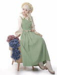 mh1017 modern hanfu sage green seated full look.jpg