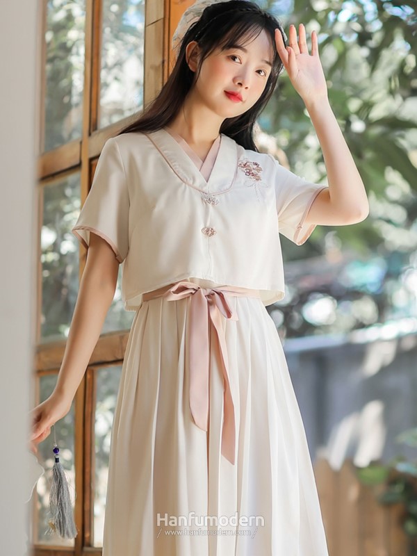 modern hanfu clothing 1 2.jpg