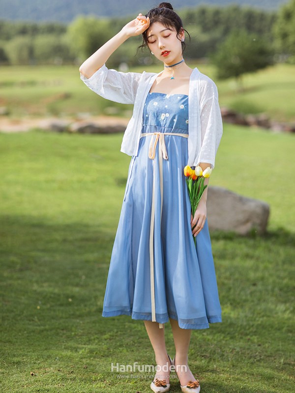 modern hanfu clothing 1 3.jpg modern hanfu clothing 1 3.jpg