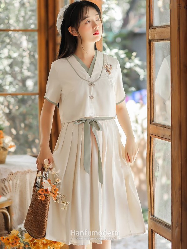 modern hanfu clothing 2 2.jpg
