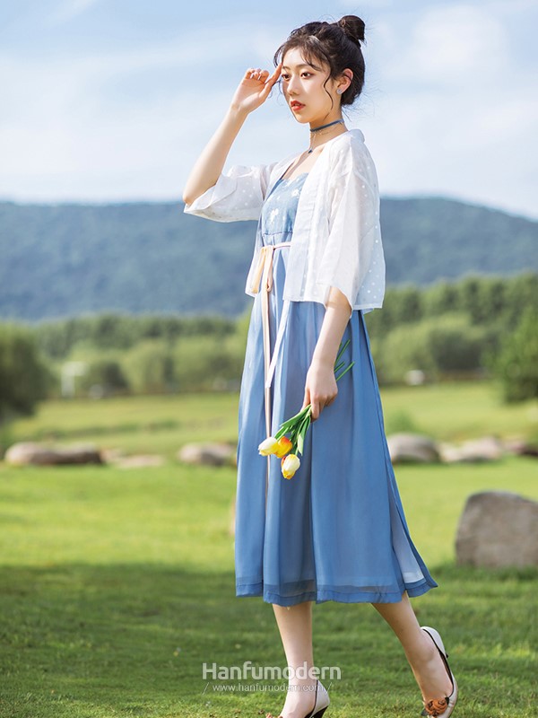 modern hanfu clothing 2 3.jpg modern hanfu clothing 2 3.jpg
