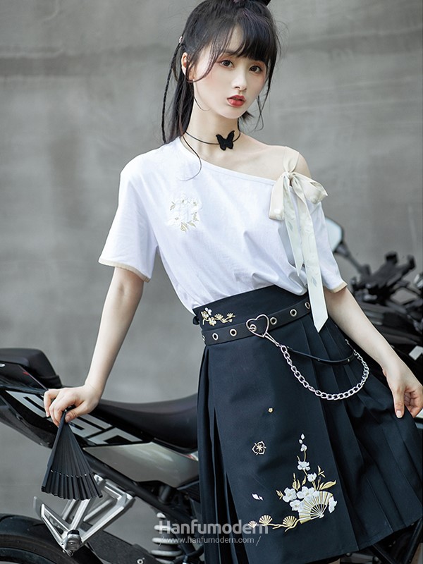 modern style hanfu 1.jpg