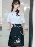 modern style hanfu 4.jpg