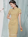 modern yellow qipao 4.jpg