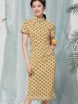 modern yellow qipao 4.jpg