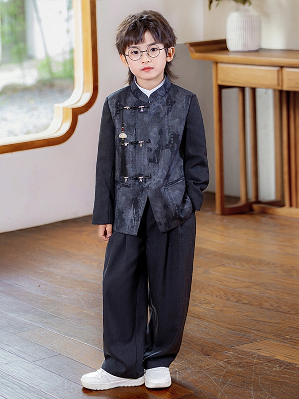oys zhongshan suit dark grey model front 1.jpg