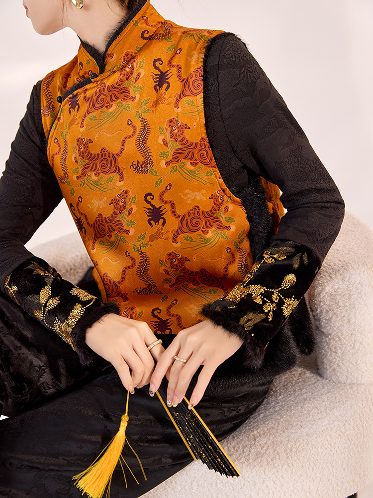 qipao vest A 7.jpg qipao vest A 7.jpg