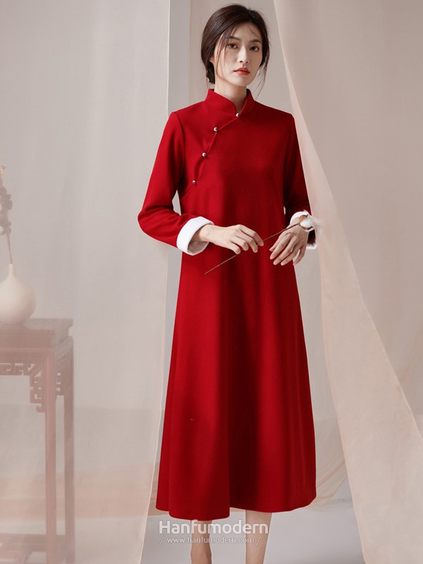 red chinese dress 1.jpg