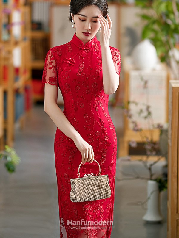 red chinese wedding dress 2.jpg