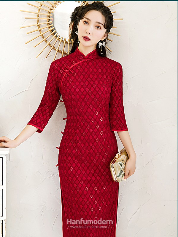 red qipao 1 1.jpg