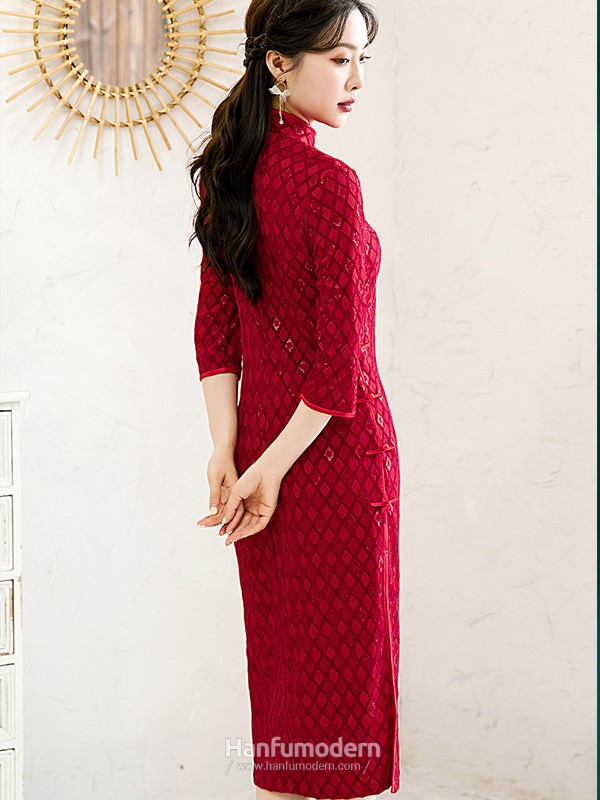red qipao 4 1.jpg red qipao 4 1.jpg