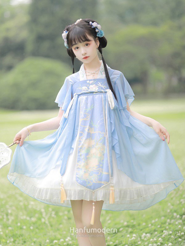 short hanfu dress 1.jpg
