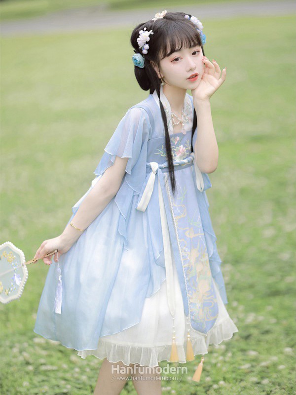 short hanfu dress 2.jpg