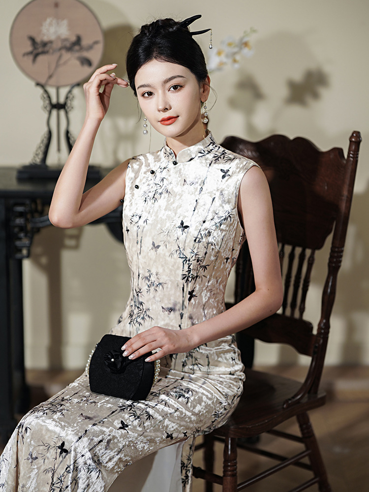 sleeveless qipao A 1.jpg sleeveless qipao A 1.jpg
