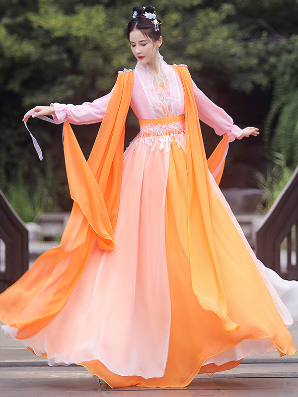 traditional chinese dance costumes 1.jpg