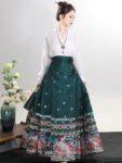 traditional hanfu 1 1.jpg