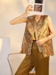 vest women A 6.jpg