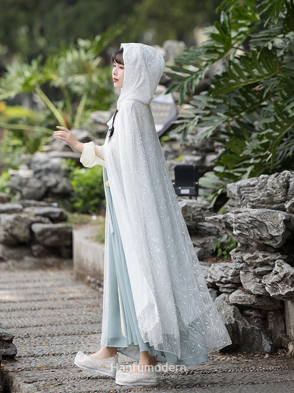 white cloak 4.jpg white cloak 4.jpg