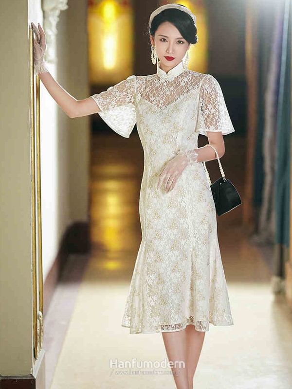 white qipao 1.jpg