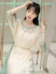 womens hanfu dress 1.jpg