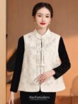 womens sleeveless coat 1.jpg